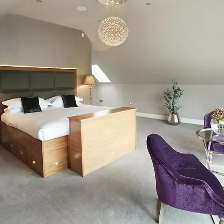Carus House * Burneside
